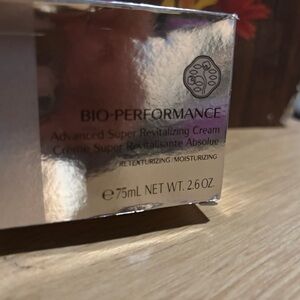 RARE Shiseido Bio-Performance Revitalizing Cream